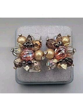 Vintage Vendome Beaded & Leaf Cluster Screw Back Clip On Earrings Pat Pen 1950s